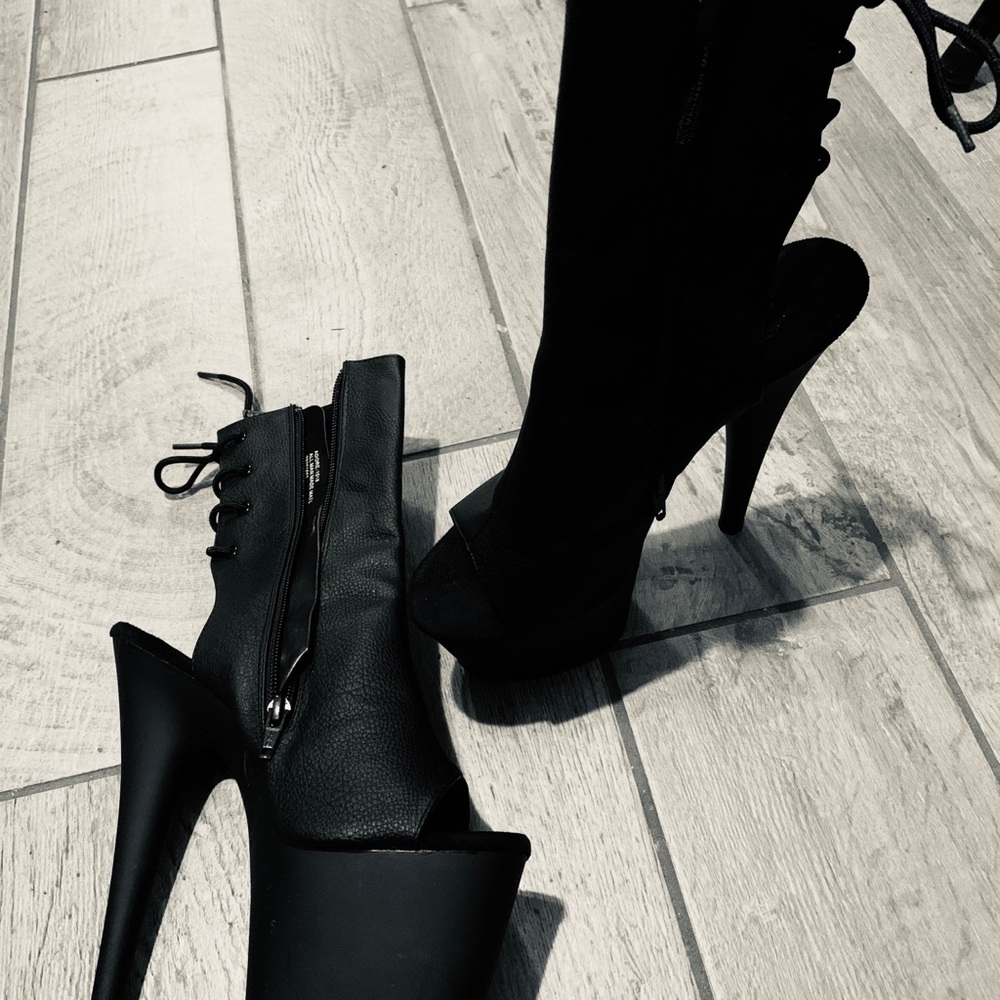 2 pairs of shoes for separate price or deal price